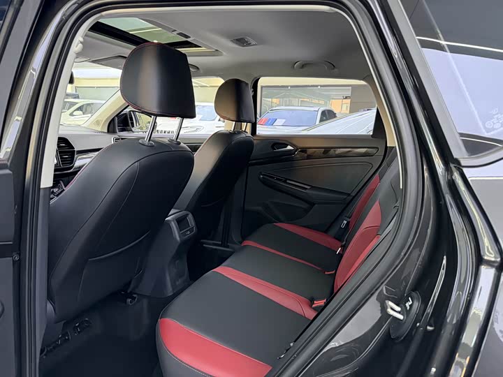 Фото 7 - Jetta VS5