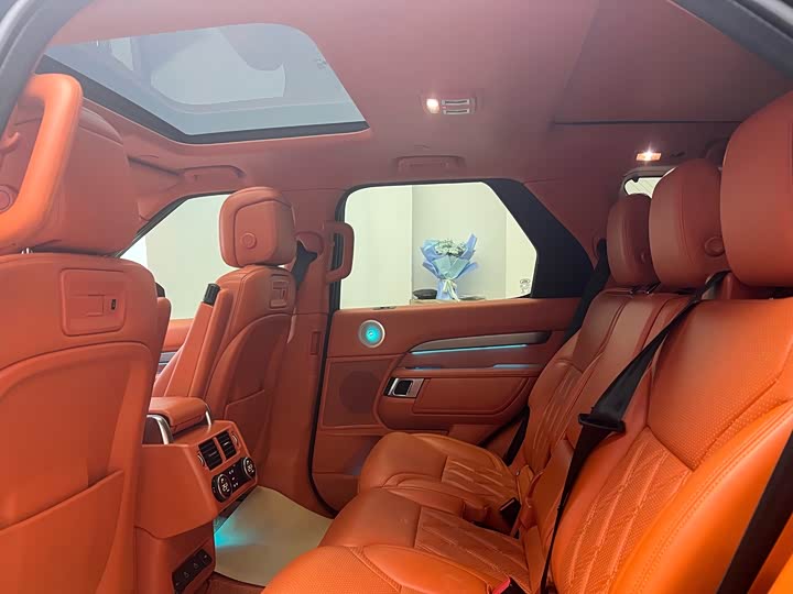 Фото 9 - Land Rover Discovery