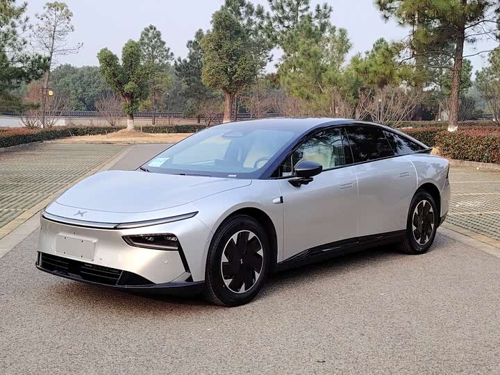 Фото 1 - XPeng F57