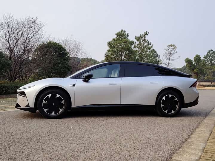 Фото 4 - XPeng F57