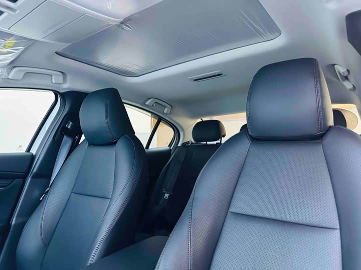 Фото 9 - Mazda 3 (Axela)