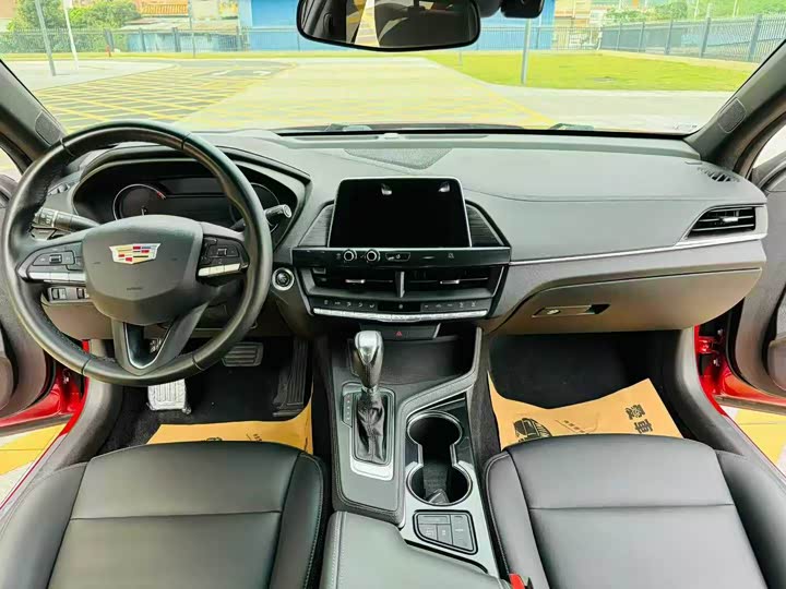 Фото 5 - Cadillac CT4