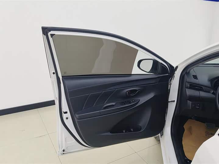 Фото 7 - Toyota Vios