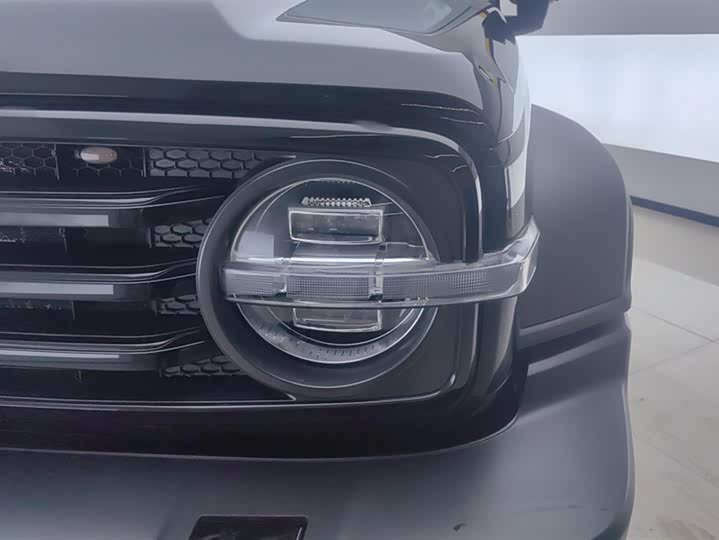 Фото 5 - Tank 300