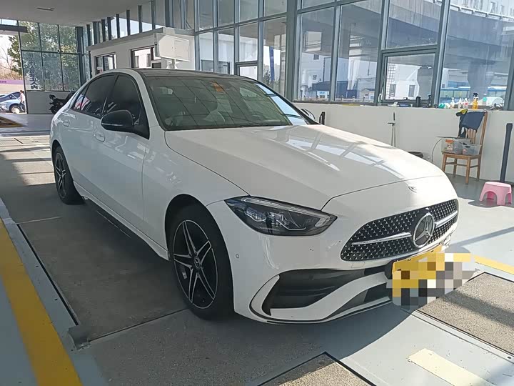 Фото 2 - Mercedes-Benz C-Class