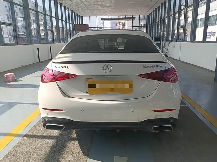 Фото 4 - Mercedes-Benz C-Class