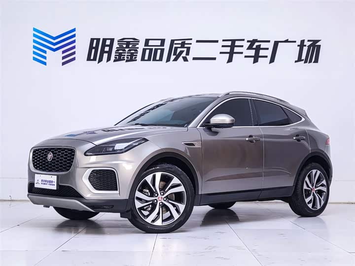 Фото 2 - Jaguar E-Pace