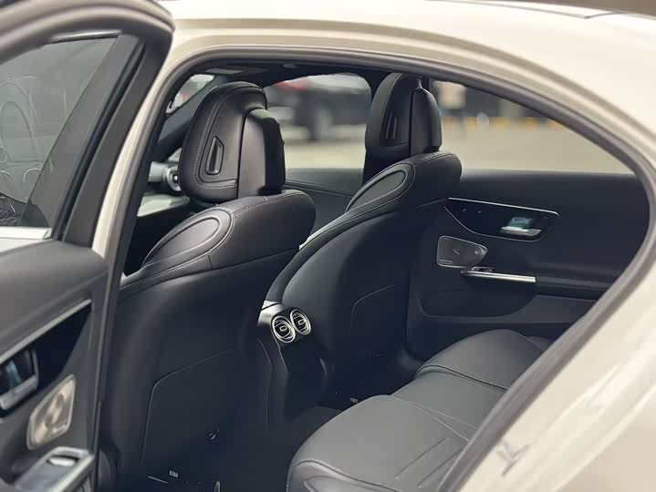 Фото 5 - Mercedes-Benz C-Class