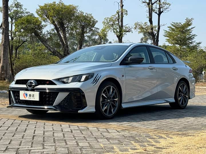 Фото 1 - GAC Trumpchi Empow R