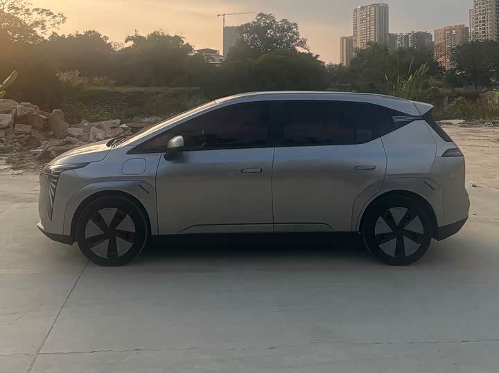 Фото 3 - GAC Aion Y