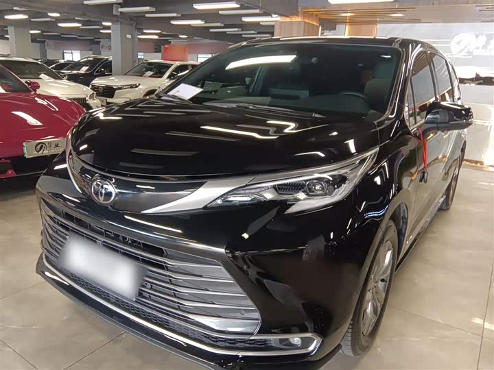 Фото 2 - Toyota Sienna