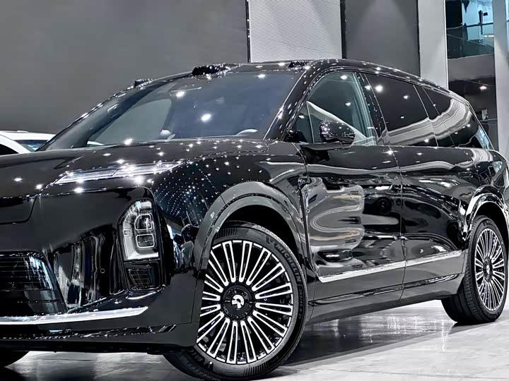 Фото 7 - Nio ES8