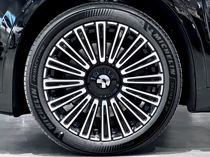 Фото 8 - Nio ES8