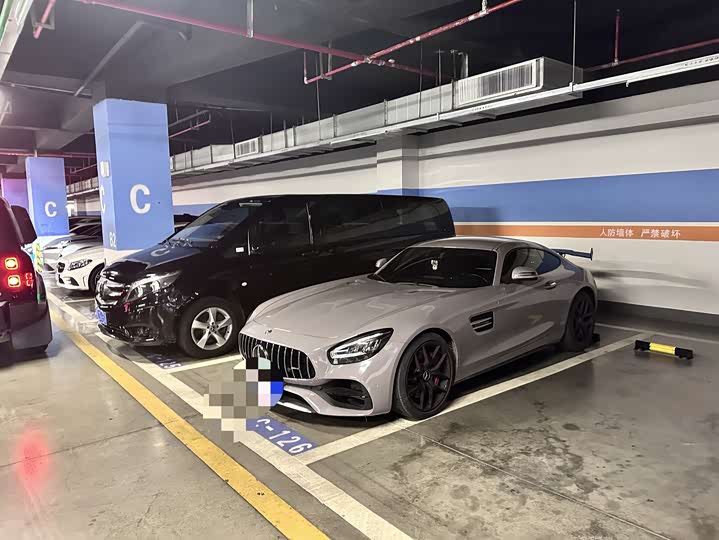 Фото 3 - Mercedes-Benz AMG GT