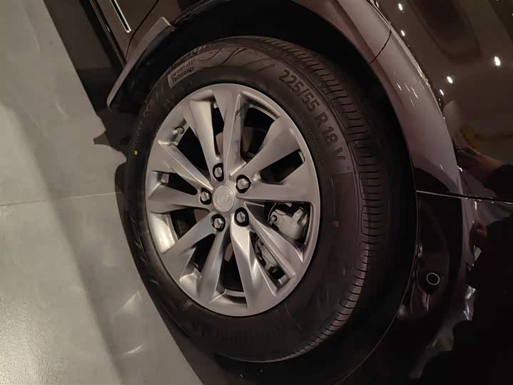 Фото 6 - Buick GL8 ES