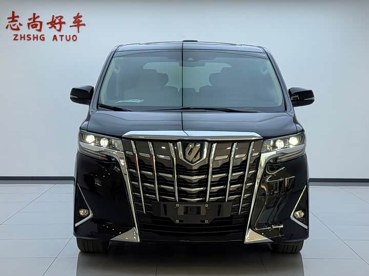 Фото 2 - Toyota Alphard