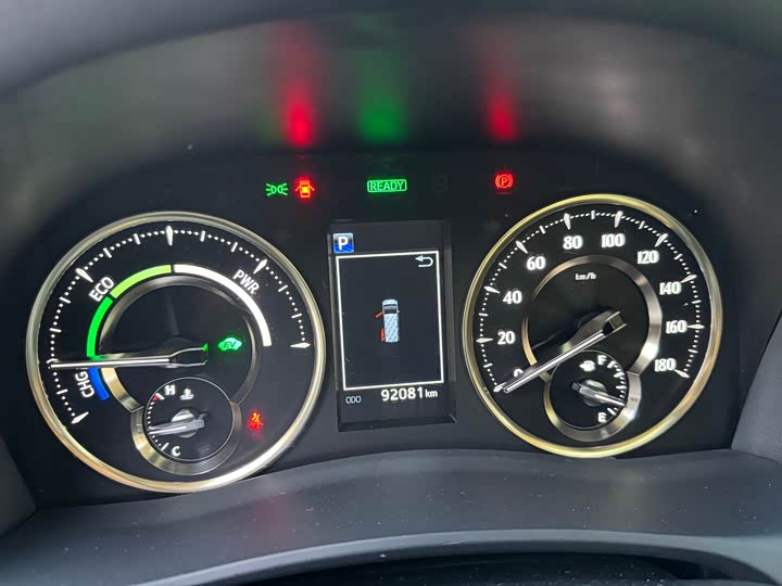 Фото 8 - Toyota Alphard