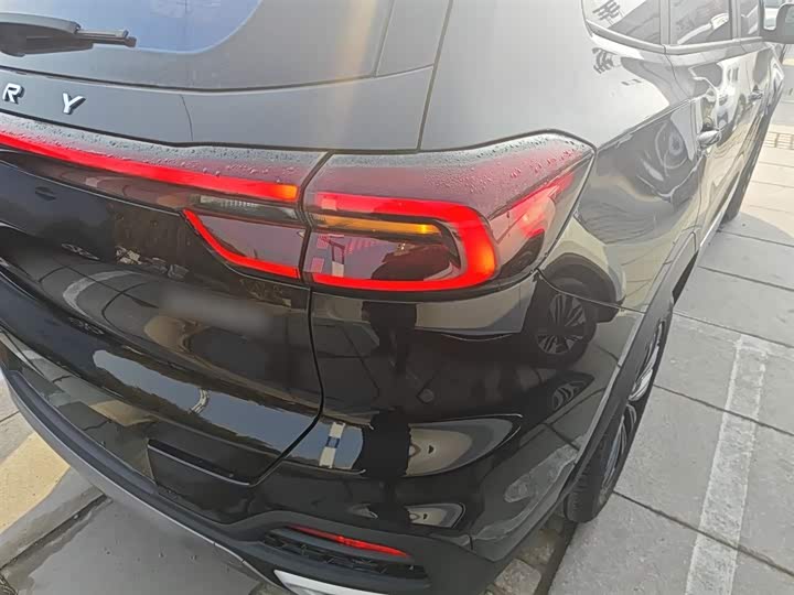 Фото 8 - Chery Tiggo 8