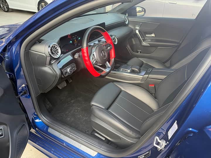 Фото 4 - Mercedes-Benz A-Class