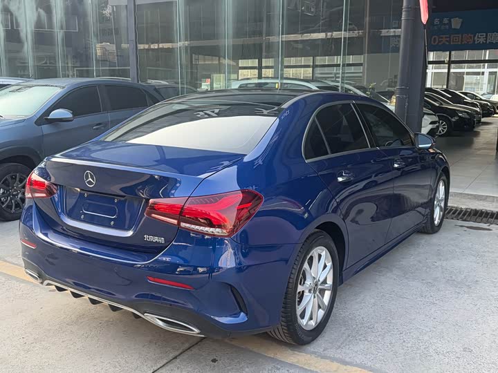 Фото 9 - Mercedes-Benz A-Class