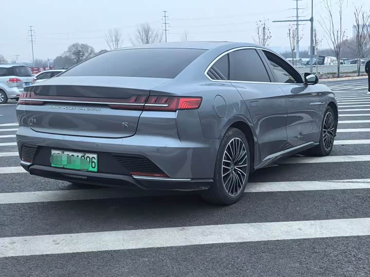 Фото 7 - BYD Han