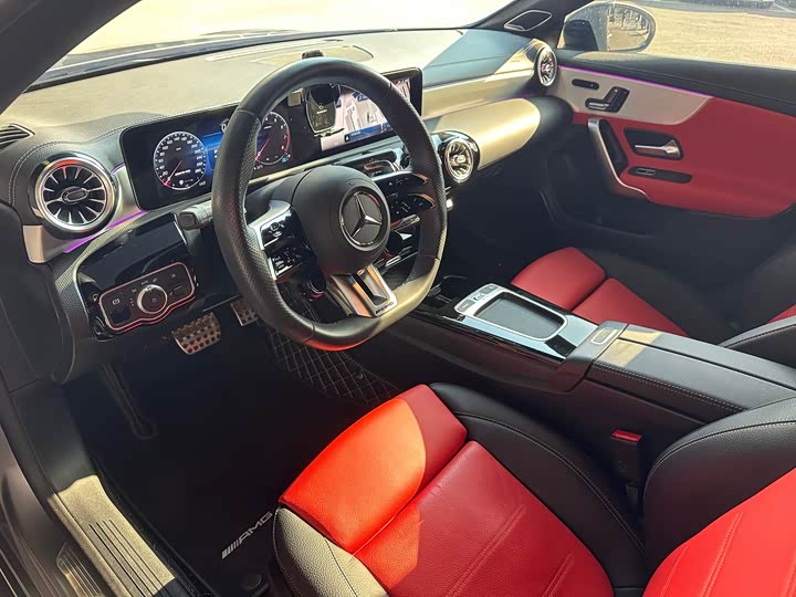 Фото 6 - Mercedes-Benz CLA-Class AMG