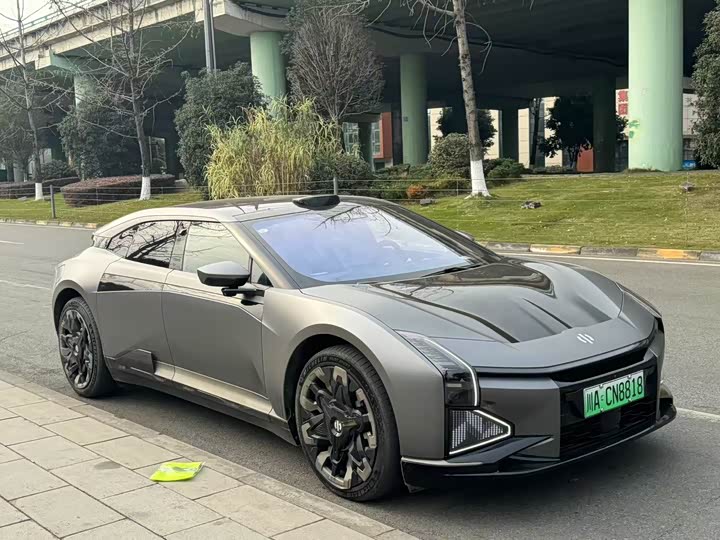 Фото 2 - HiPhi Z