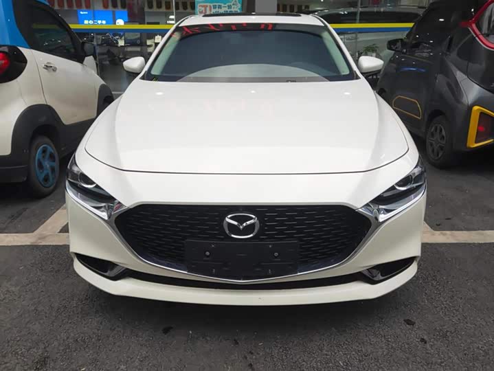 Фото 2 - Mazda 3 (Axela)