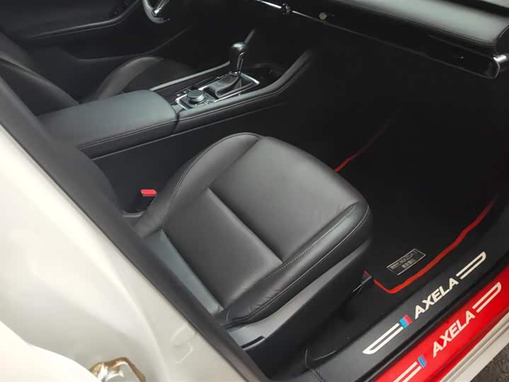 Фото 8 - Mazda 3 (Axela)