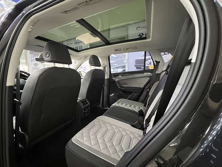 Фото 7 - Volkswagen Tayron