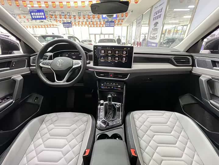 Фото 9 - Volkswagen Tayron