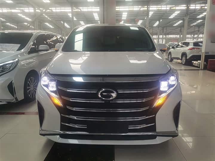 Фото 3 - GAC Trumpchi M8