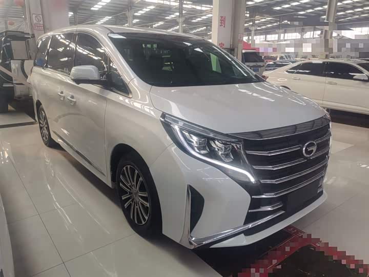 Фото 4 - GAC Trumpchi M8