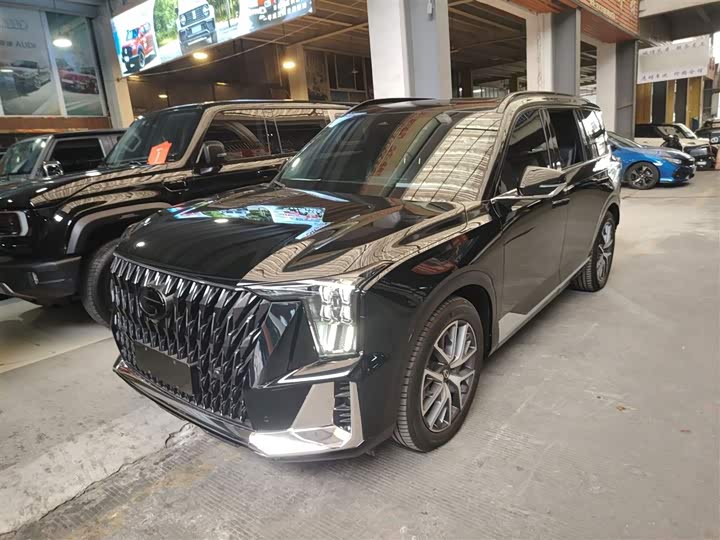 Фото 2 - GAC Trumpchi GS8