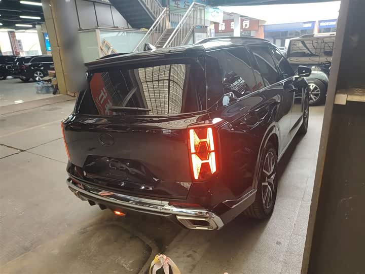 Фото 7 - GAC Trumpchi GS8