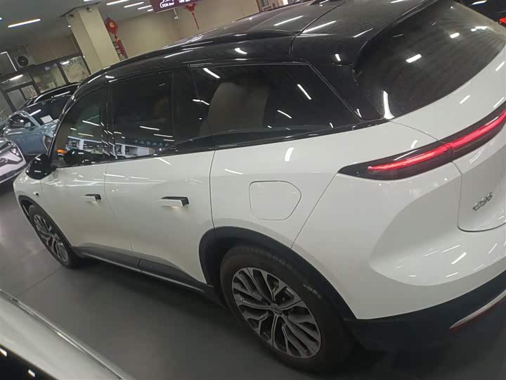 Фото 5 - Nio ES6