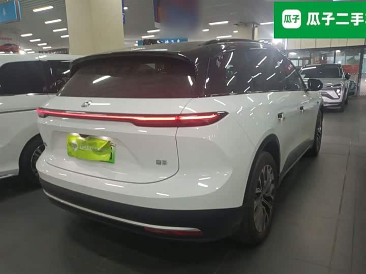 Фото 7 - Nio ES6