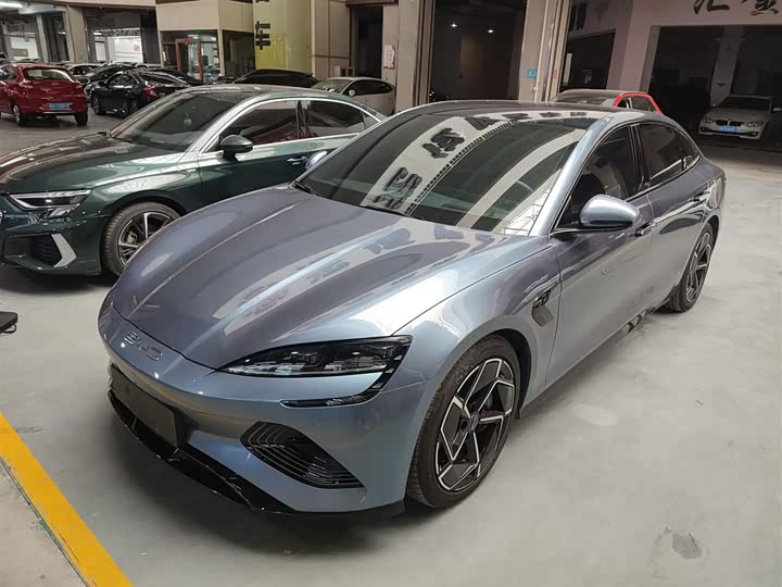 Фото 2 - BYD Seal