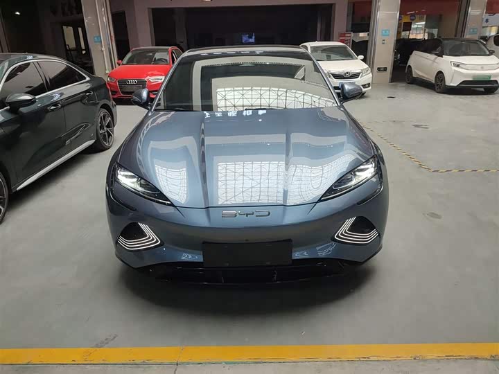 Фото 3 - BYD Seal
