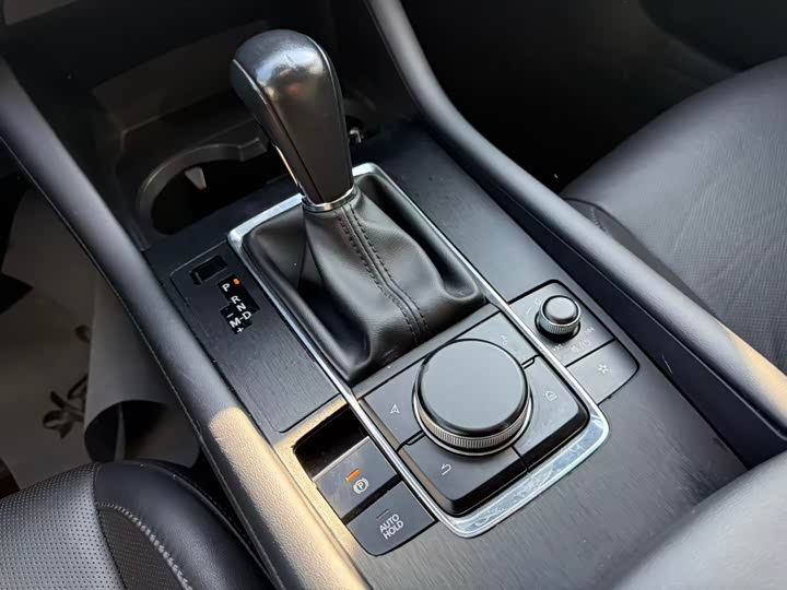 Photo 8 - Mazda 3 (Axela)