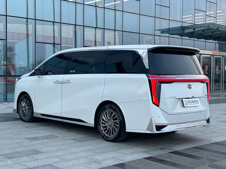 Фото 5 - GAC Trumpchi M8