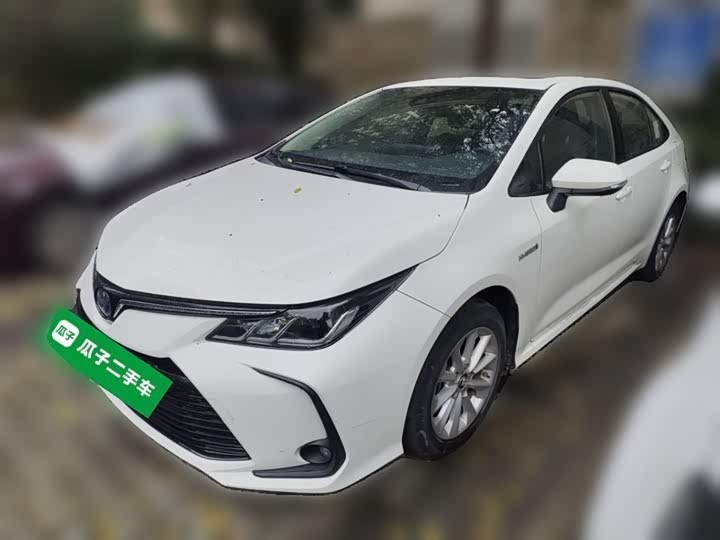 Фото 2 - Toyota Corolla