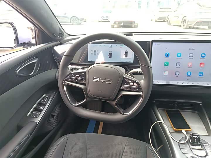 Фото 3 - BYD Seal