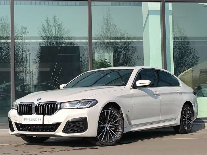 Фото 2 - BMW 5 Series