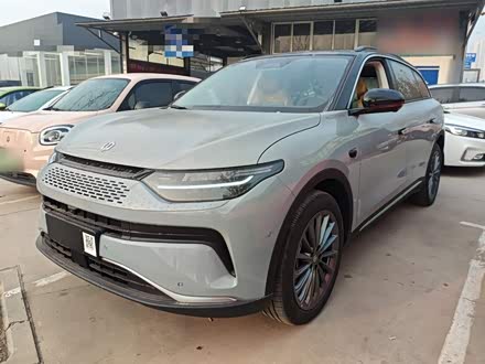 Фото 1 - Leapmotor C11