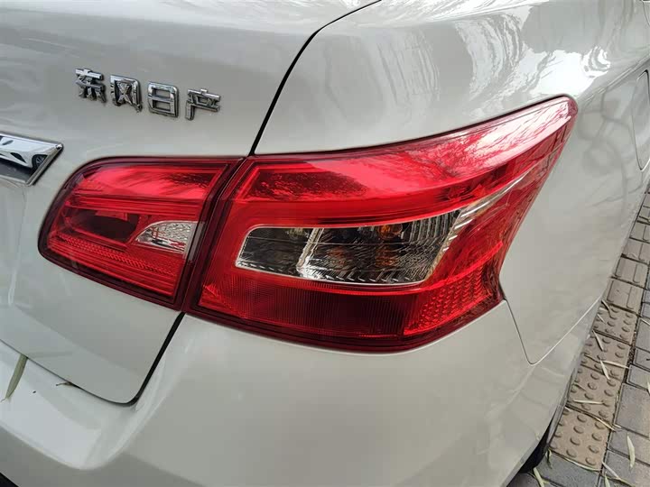 Фото 8 - Nissan Sylphy