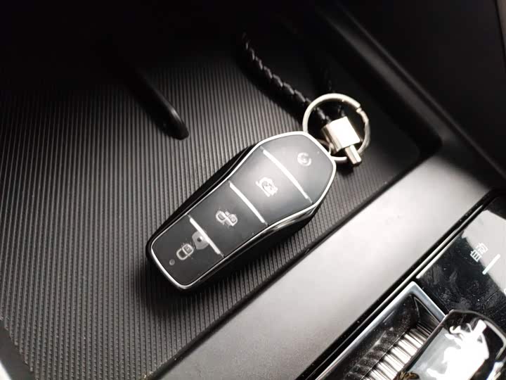 Фото 9 - BYD Song Plus Hybrid/EV