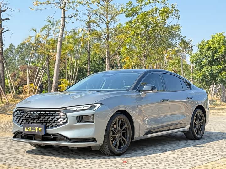 Фото 1 - Ford Mondeo