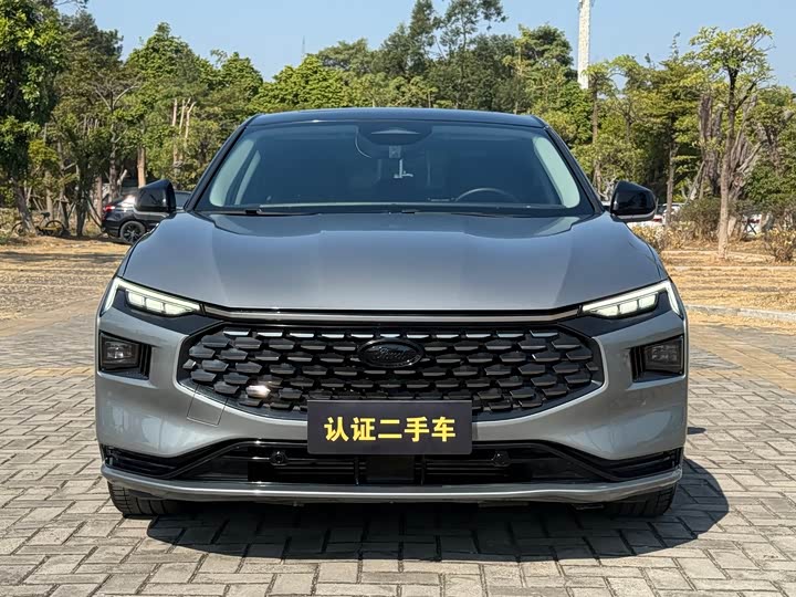 Фото 2 - Ford Mondeo