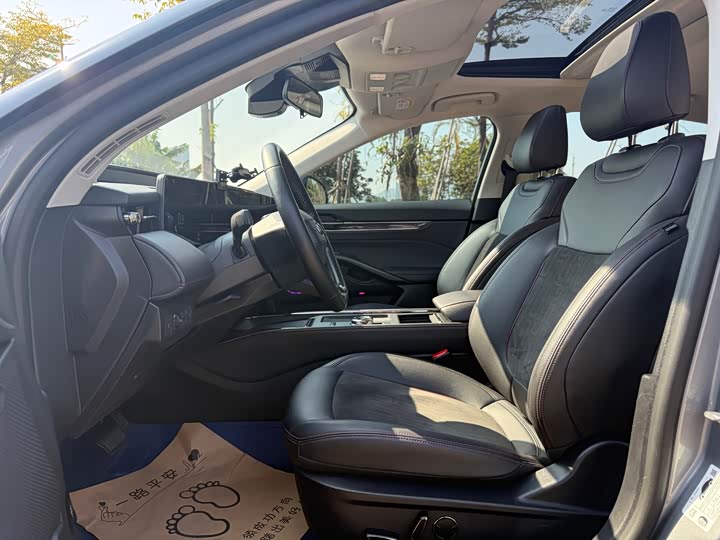 Фото 4 - Ford Mondeo